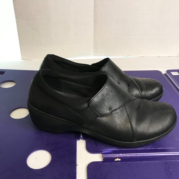 CLARKS WOMENS LEATHER SLIDE ON SHOES SIZE 8 - Picture 4 of 9
